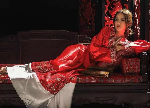 Chinese Story | In ancient China, men liked prostitutes, but not their wives